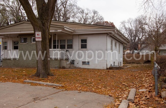 Building Photo - 1719 Mayfield Ave