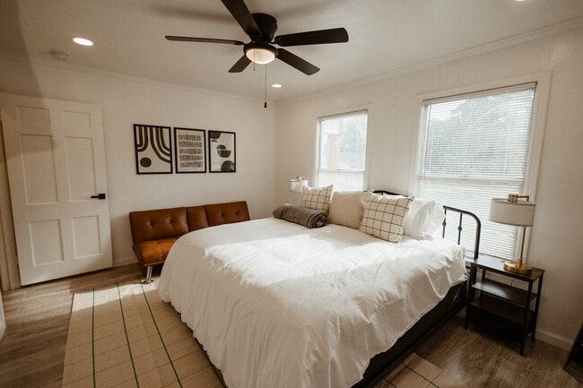 Building Photo - 1824 N 12th St