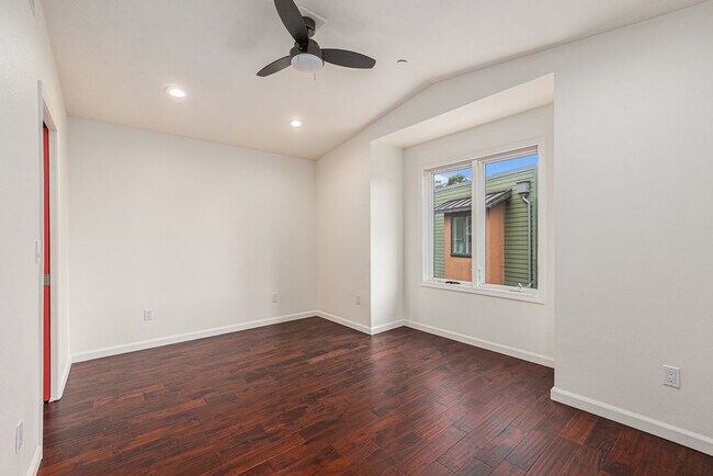 Building Photo - 4895 Shattuck Ave.