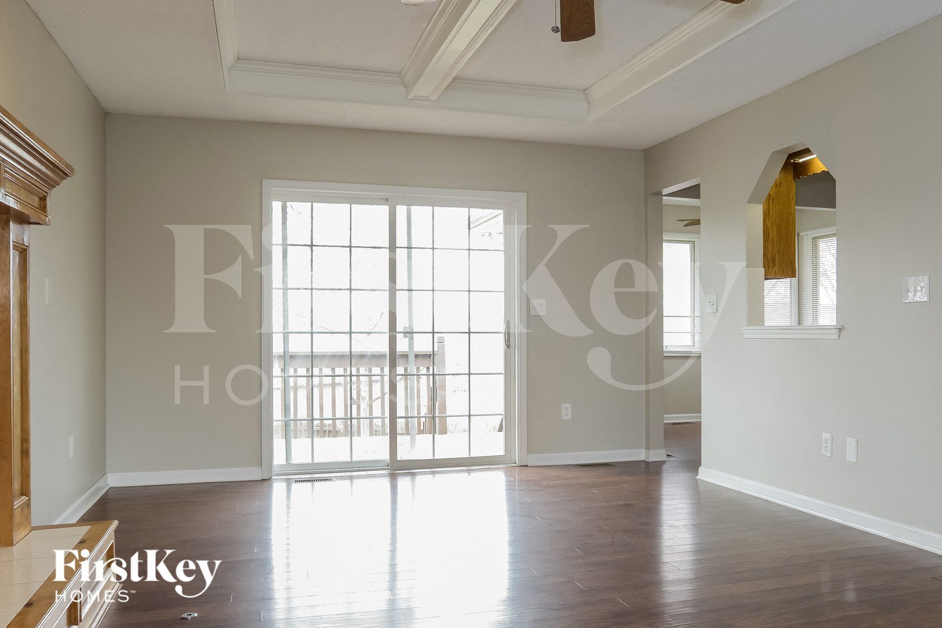 Building Photo - 709 E 16th St