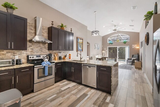 Building Photo - 140 Madiera Beach Blvd