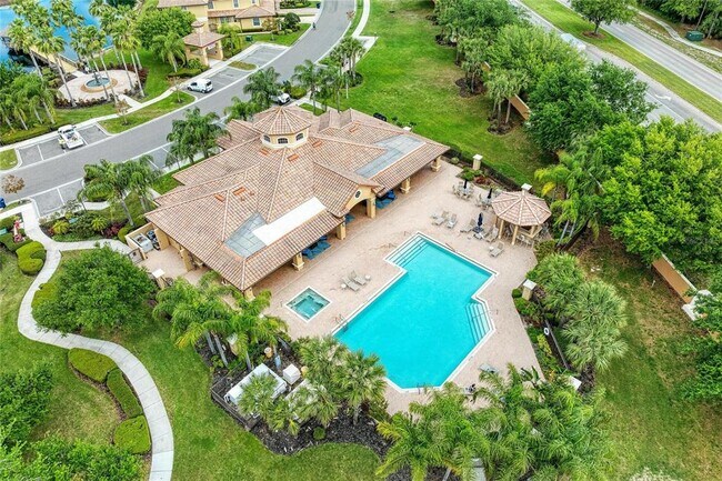 Building Photo - 8143 Miramar Way
