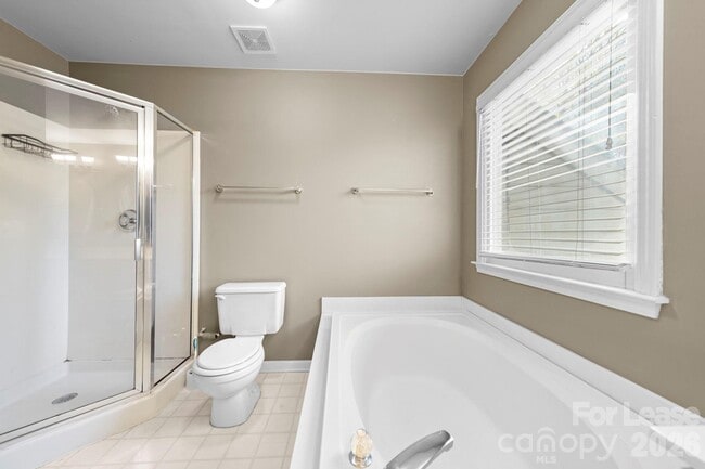 Building Photo - 214 Southern Cross Ln