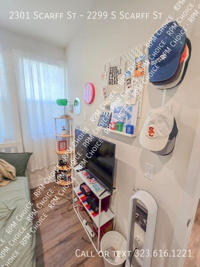 Building Photo - 2301 Scarff St