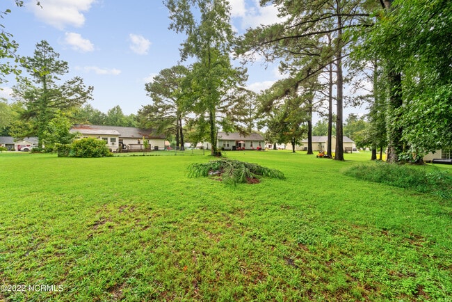 Building Photo - 128 Sweet Water Dr