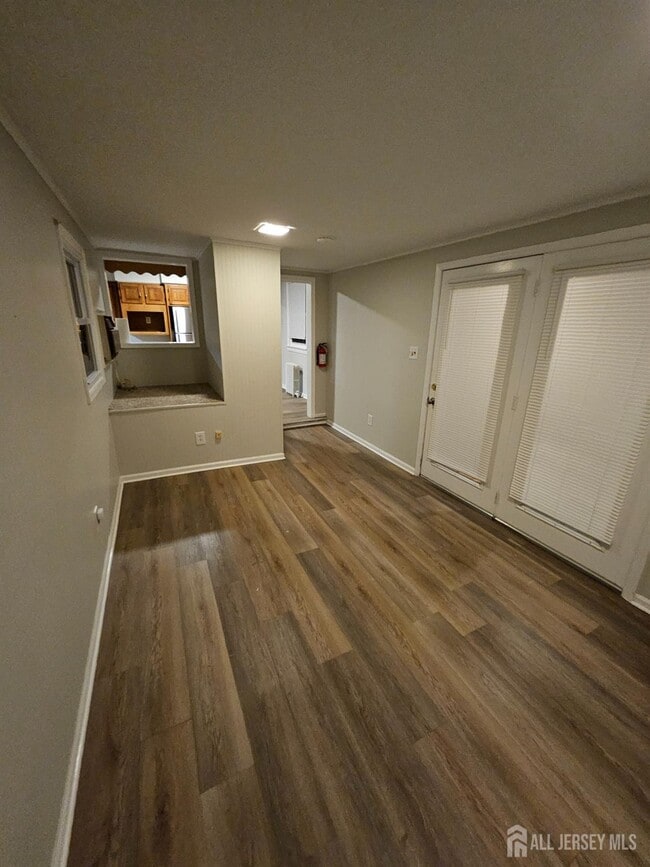 Building Photo - 74 Coley St