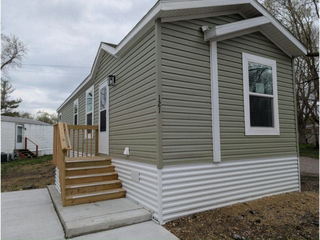 Building Photo - 121 Lynn Ln