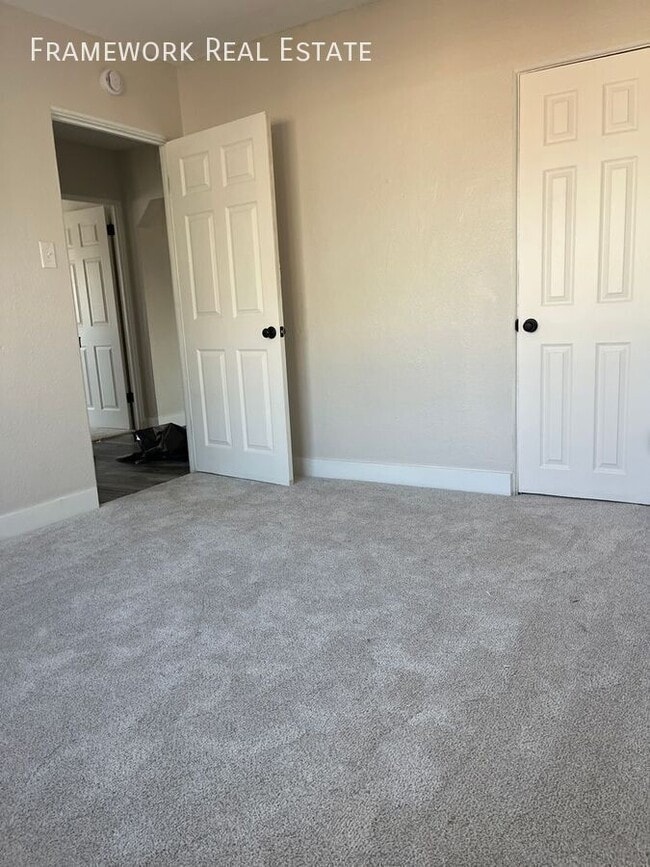 Building Photo - 1524 Wabash St