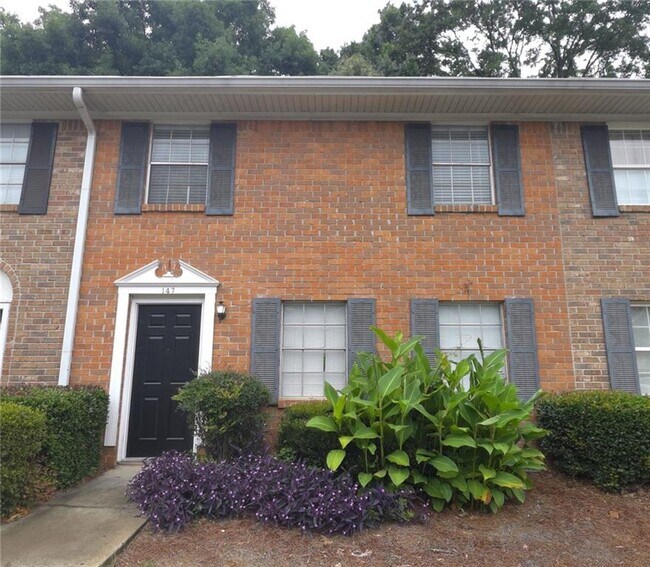 Building Photo - 147 Northdale Pl
