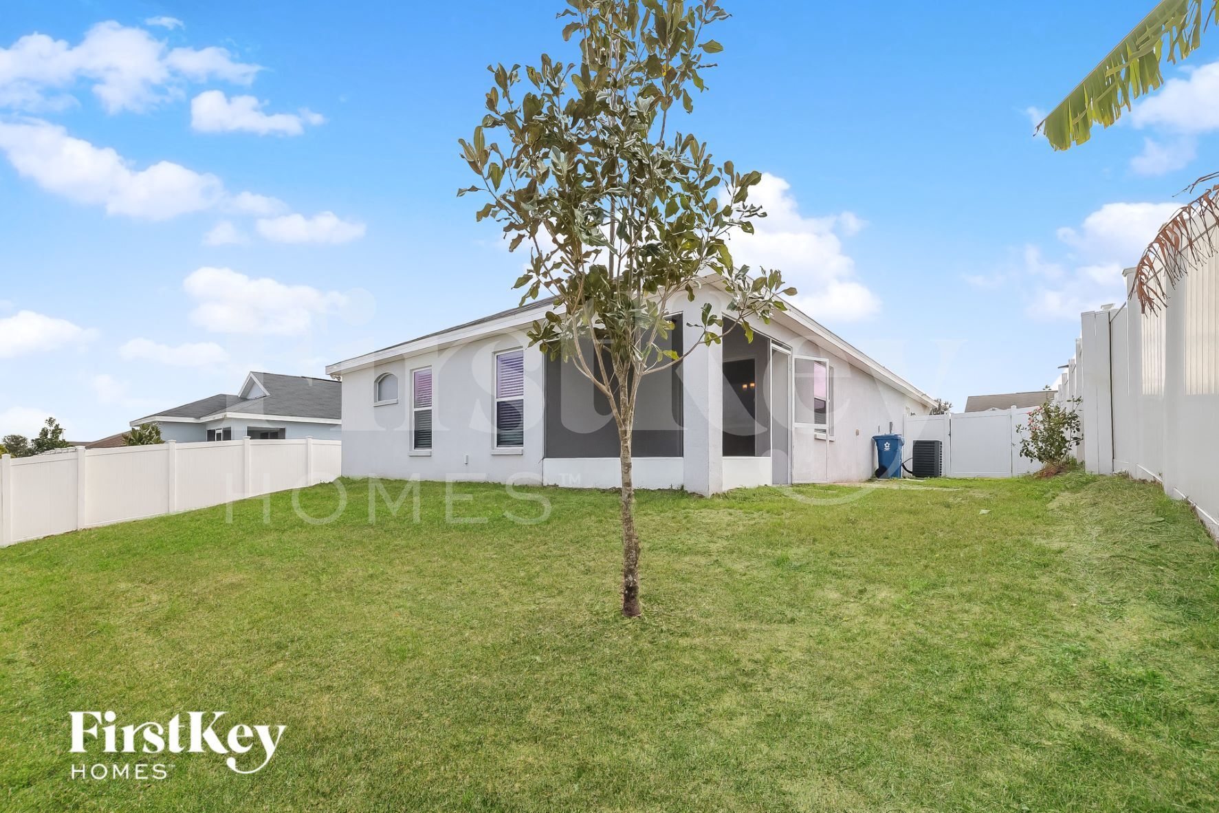 Building Photo - 911 Kingfisher Dr