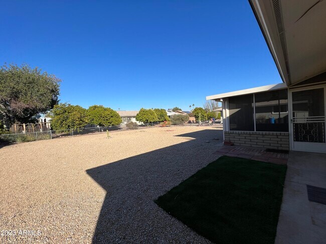 Building Photo - 10939 W Saratoga Cir