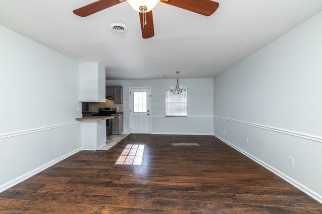 Building Photo - 928 Chip Cove Ln