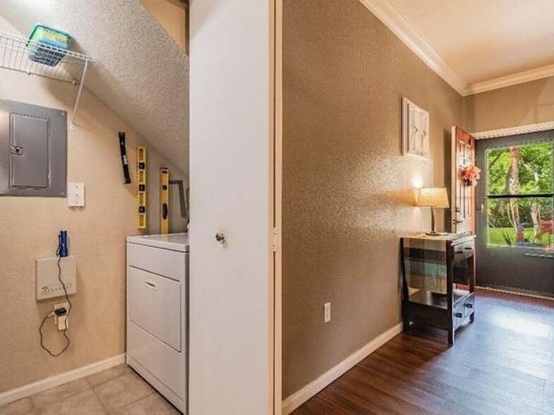Building Photo - 2188 Chianti Pl