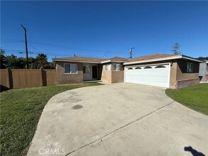 Building Photo - 4537 N Linda Terrace Dr