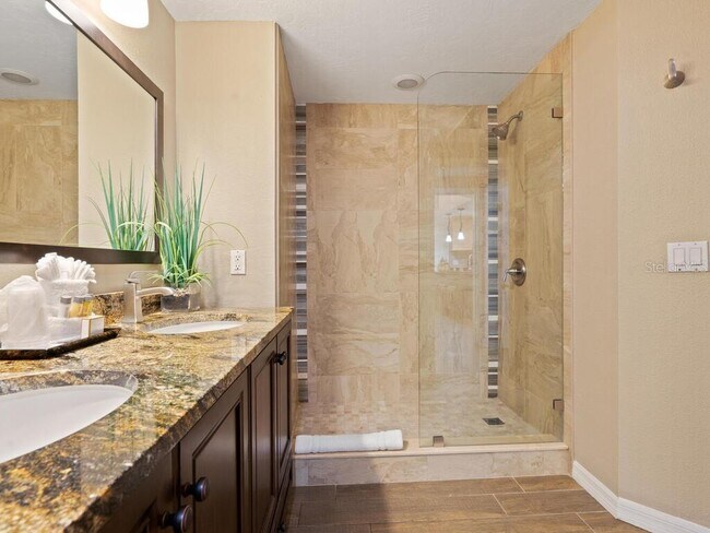 Building Photo - 3401 54th Dr W