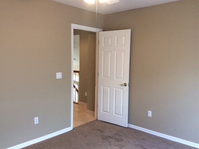 Building Photo - 636 Darkwood Ave