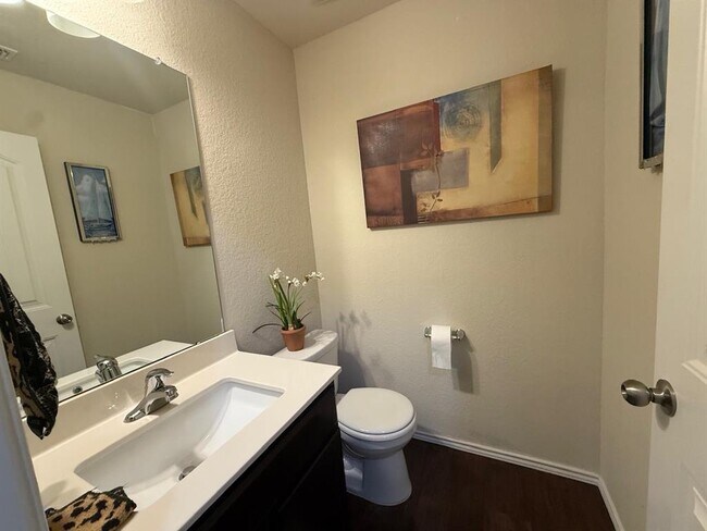 Building Photo - 617 Ibis Falls Loop