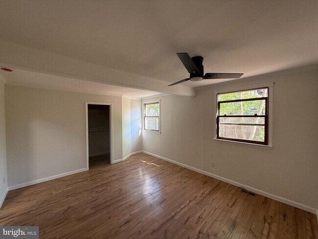 Building Photo - 1452 14th Ave