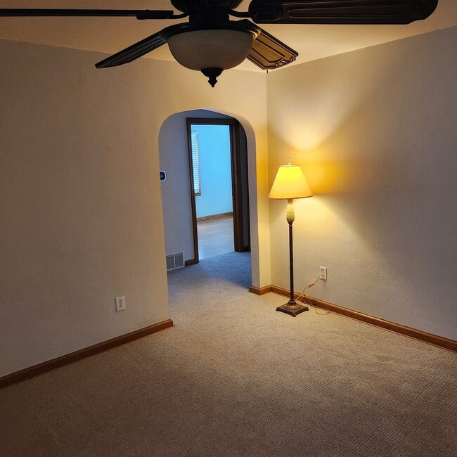 Building Photo - Vienna Ranch
