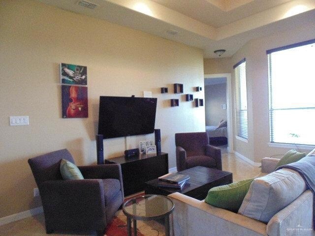 Building Photo - 2601 S "M" St