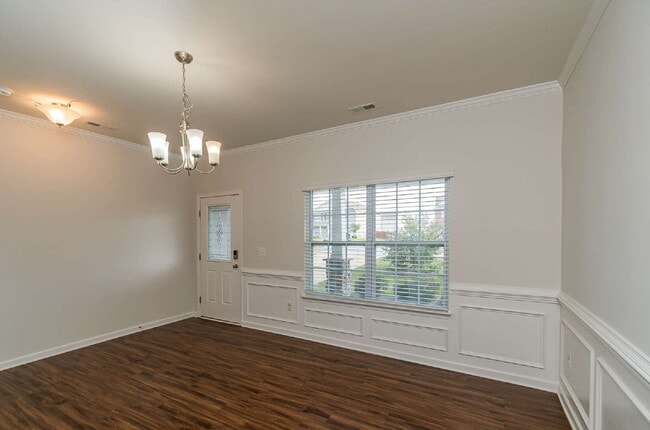 Building Photo - Stunning 4-Bed Home in Wendell with Granit...