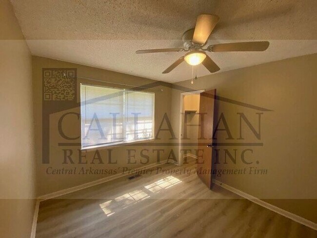 Building Photo - Sherwood 3 Bedroom Home