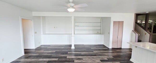 Building Photo - Large 3-Bedroom & 2-Bath Home