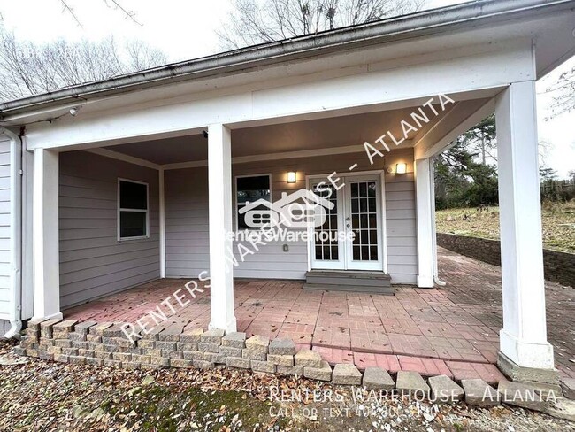 Building Photo - Stunning 3-Bedroom Renovated Home in Dixie...