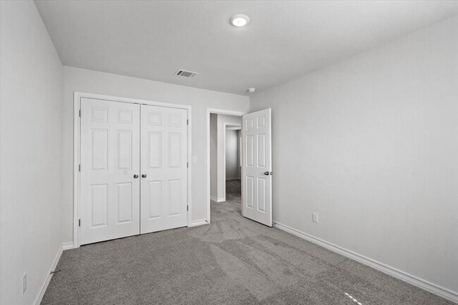 Building Photo - 4712 Plum Peach Bend