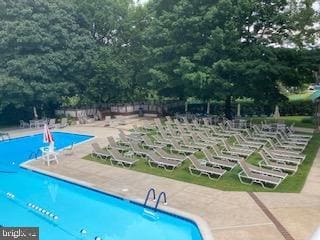 Building Photo - 1650 Oakwood Dr