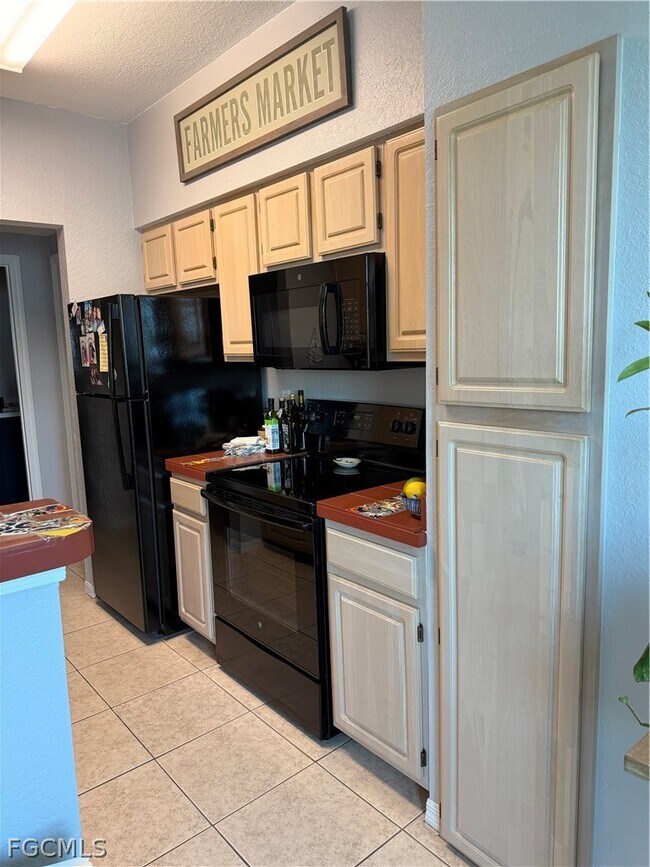 Building Photo - 23520 Walden Center Dr