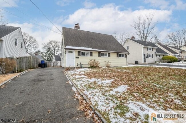 Building Photo - 118 Colonia Blvd