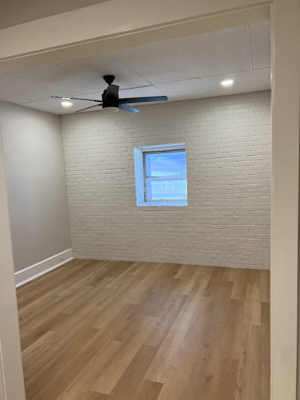 Building Photo - 125 N George St