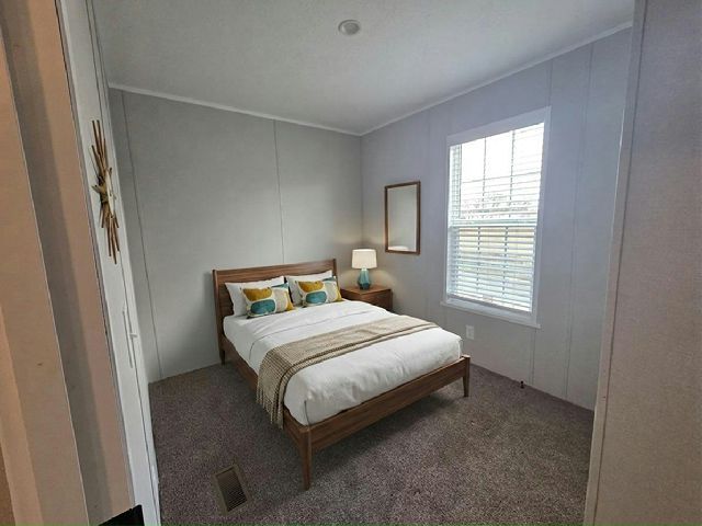 Building Photo - 206 Bluejay Ln