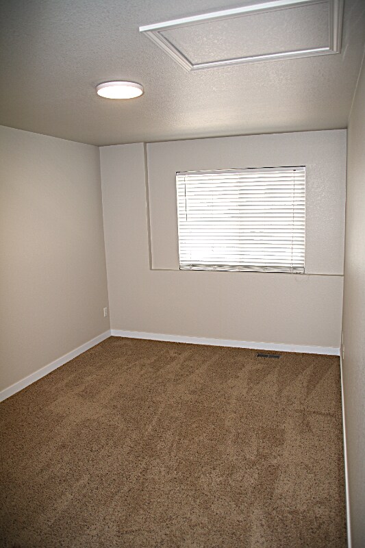 Building Photo - 2651 Sunstone Dr