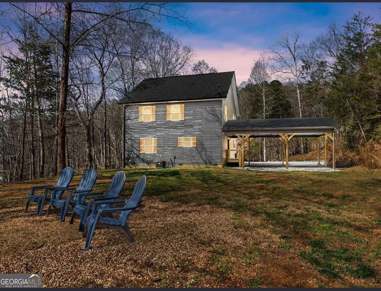 Building Photo - 747 Golden Ave