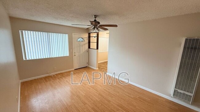 Building Photo - 8545-8549 Rose St.