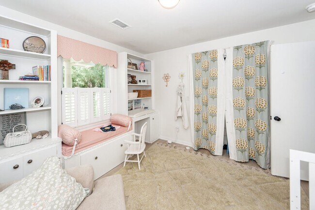 Building Photo - 4 Bedroom, 3 Bathroom Home in Magnolia Ranch - West Ashley