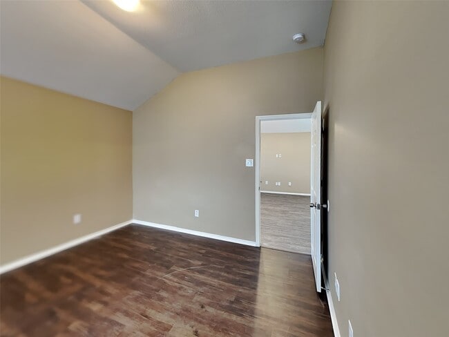 Building Photo - 18494 Sunrise Pines Dr