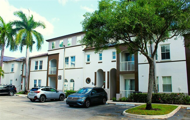Primary Photo - 4435 SW 160th Ave