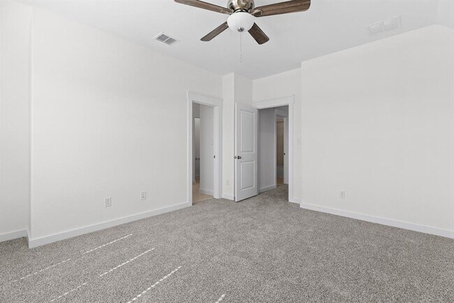 Building Photo - 120 Hartson Dr