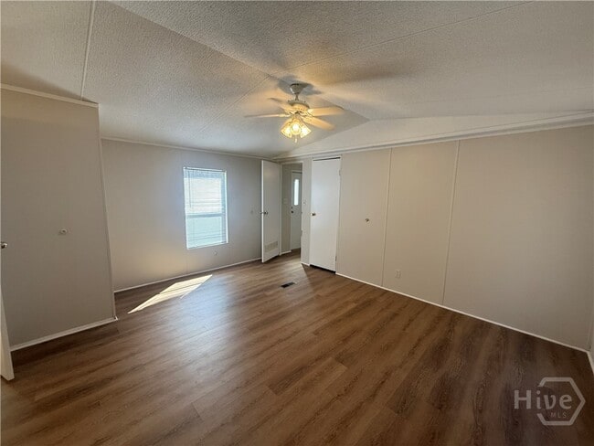 Building Photo - 844 Log Landing Rd