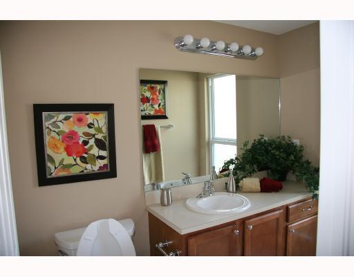 Building Photo - 603 SW 1st Ct