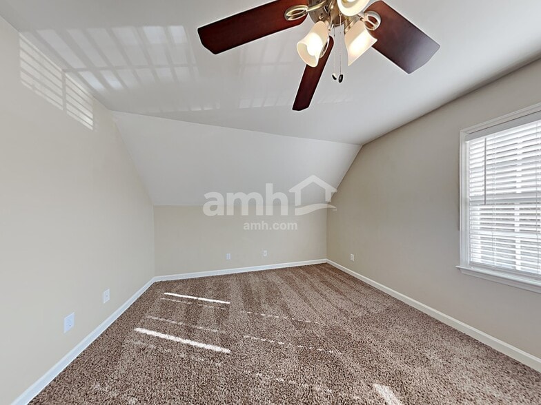 Building Photo - 809 Old Ash Ct