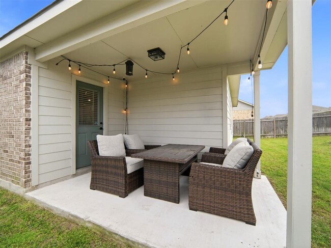 Building Photo - 21412 Wilmiller Ln