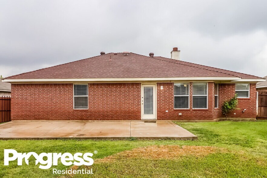 Building Photo - 508 Cambridge Dr