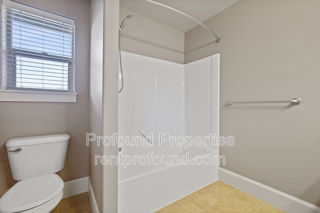 Building Photo - 11317 NW Odeon Ln