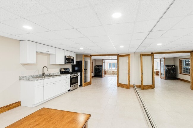 Building Photo - 19 Quimby Ct