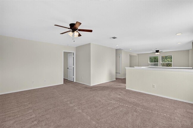 Building Photo - 1049 Clove Hitch Dr