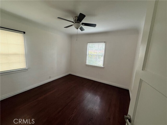 Building Photo - 527 S Orchard Dr